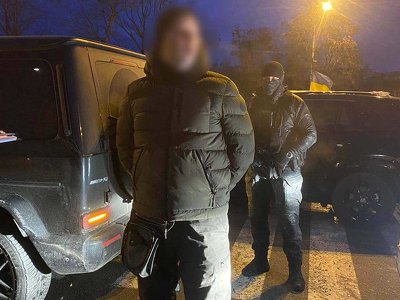 Викрито учасників злочинної організації, які незаконно захопили землі вздовж дамби Київської ГЕС