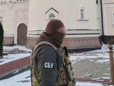 У Почаївську лавру СБУ прийшла з обшуками – ЗМІ