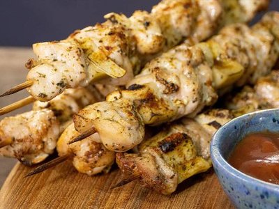 Смачний домашній шашлик з курки