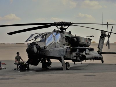 Гелікоптери, літаки F – 18 та дрони: Київ просить у США про постачання нового озброєння