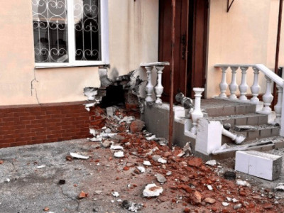 Від російських обстрілів постраждав храм УПЦ МП під Херсоном