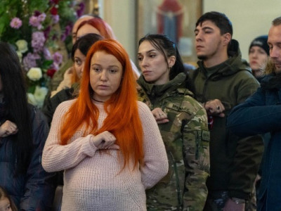 Дружина полеглого воїна звинувачує військову частину в недбалості та зневазі