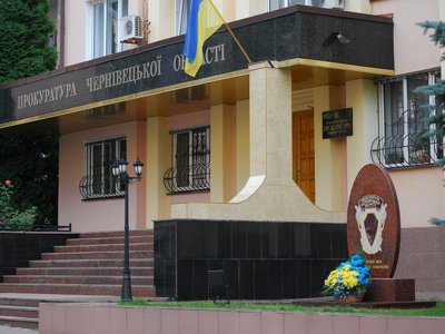 Судитимуть буковинця, який пограбував матір колишньої співмешканки
