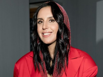 40-річна Джамала зізналася, що вагітна втретє, і показала фото з животиком