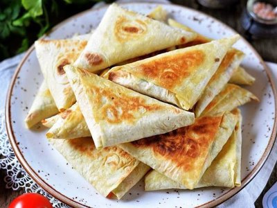Конвертики з м’яким сиром