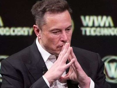 Маск заперечив прямий чи опосередкований продаж Starlink Росії