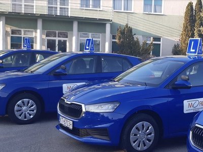 В Польщі почали експеримент – складання теоретичного іспиту з водіння українською