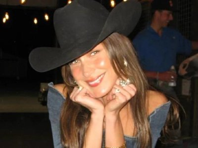 Знову закохана: Белла Хадід підтвердила стосунки з новим бойфрендом