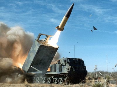 Адміністрація Байдена працює над наданням Україні далекобійних ATACMS