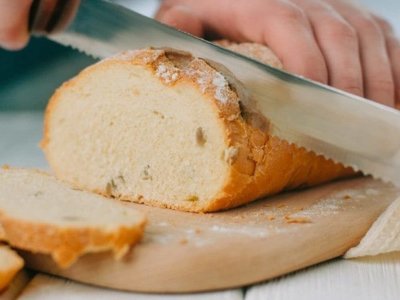 Скільки можна їсти хліба: лікарська консультація