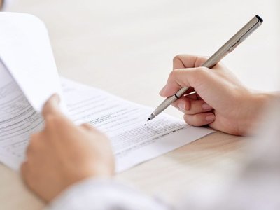 Працівники МСЕК і ВЛК мають подати декларації до кінця березня