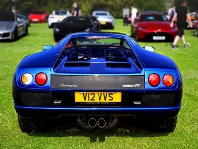 Lamborghini Трампа продали на аукціоні за рекордну суму