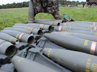 ЄС передасть Україні майже 170 тисяч снарядів — Боррель