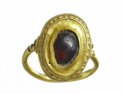 У Данії знайшли 1500-річну каблучку, що належала франкським королям