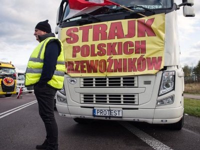 Польська блокада кордону спричинить зростання цін в Україні: що здорожчає