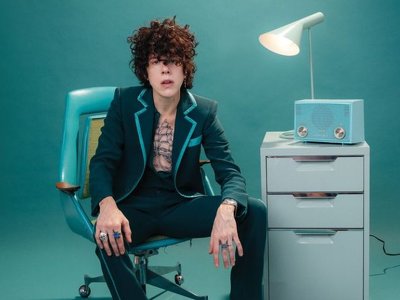 Співачка LP вибачилась перед українцями після скандалу з триколором: «Сподіваюсь, ви пробачите»