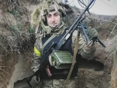 Розстріл сімох українських полонених біля Бахмута. Змогли ідентифікувати одного з загиблих