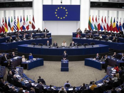 Надання Україні далекобійної зброї: Європарламент ухвалив резолюцію