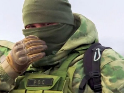 Зарубав сокирою: російський військовий убив найкращу вчительку РФ, яка отримала грант від Путіна