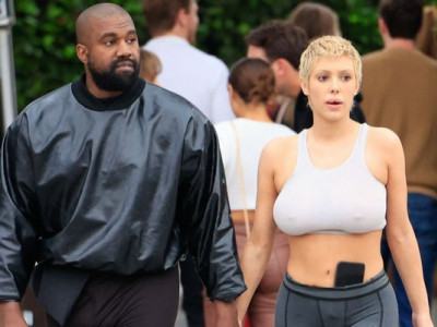 В прозорих колготках без трусів: Дружина Каньє Веста перевершила саму себе