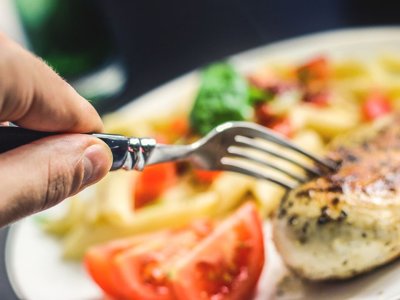 Сім продуктів для безперебійної роботи щитовидки