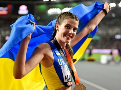 Забракло двох сантиметрів:Ярослава Магучіх взяла срібло на чемпіонаті світу