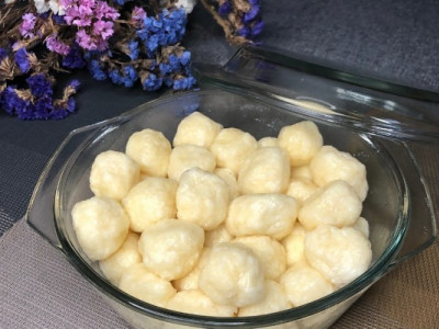 Ніжні й повітряні ліниві вареники з сиру: як приготувати неймовірну страву