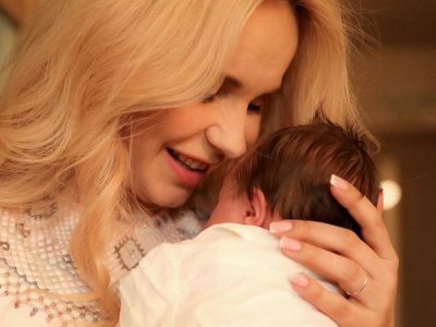 Не минуло й місяця: Лілія Ребрик повернулась на роботу після третіх пологів