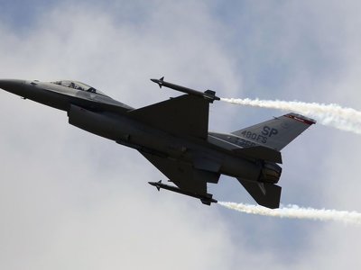 Норвегія передасть F-16, Макрон пропонує додаткові 50 млрд євро для України: головні новини ночі 12 квітня 2024 року