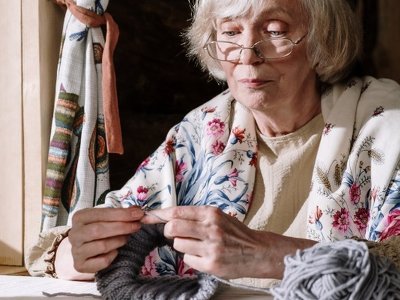 Чому пенсіонери так часто скаржаться на маленьку пенсію