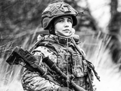 Стало відомо, що снайперка загинула під час відходу з Авдіївки