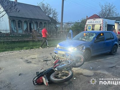 Поліціянти розслідують ДТП, в якій травмувалися двоє жителів Чернівецького району