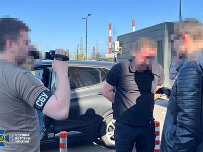 На митниці - масштабні затримання: ліквідували корупційні схеми (ФОТО)