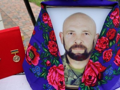 Став янголом: прощалися із загиблим Героєм