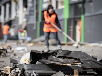 Від початку року понад 900 прикарпатців взяли участь у суспільно корисних роботах