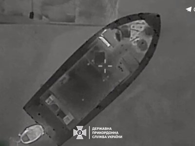 ДПСУ знищила ворожий човен на південному напрямку. ВІДЕО