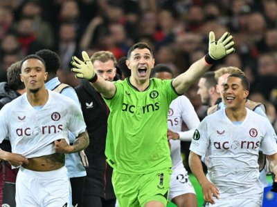 Лілль – Астон Вілла – 2:1 (пен 3:4). Як Мартінес виграв серію. Відео голів