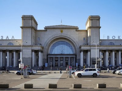 Ворог цілеспрямовано поцілив у інфраструктурні об'єкти Укрзалізниці в Дніпрі та області: є поранені серед залізничників