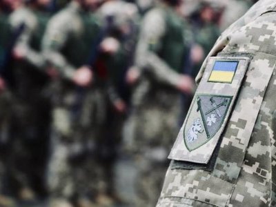 Чому замість подяки нас проклинають?