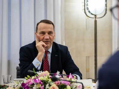 Угорщина блокує надання Польщі коштів з європейського бюджету: як це впливає на допомогу Україні