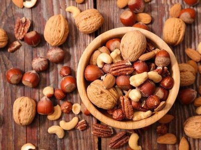 Чим корисні горіхи для здоровʼя