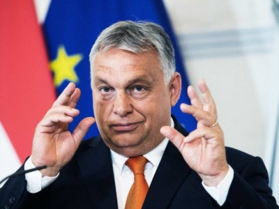 Орбан: захід перебуває за крок до відправки своїх військ в Україну
