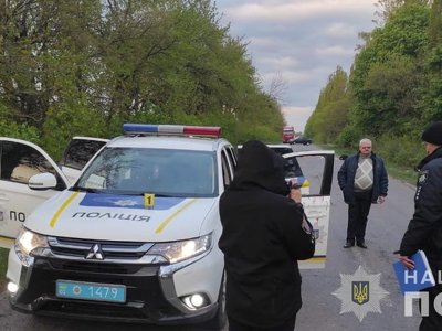 На Вінниччині двоє чоловіків вбили поліцейського: що відомо. Відео