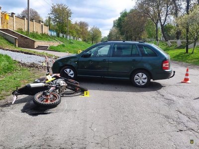 На Дубенщині в ДТП тяжко травмувався неповнолітній мотоцикліст