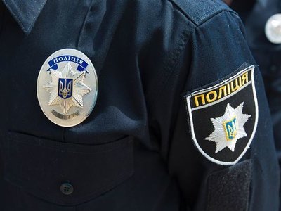 Слідчі поліції повідомили про підозру буковинцю у вчиненні домашнього насильства відносно дружини