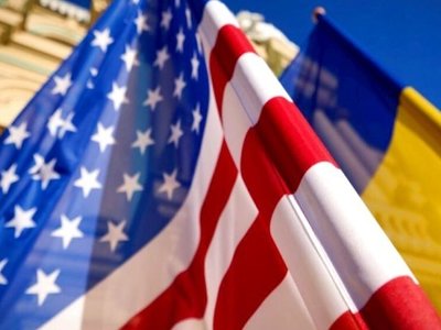 Коли Україна отримає допомогу від США і чого очікувати від росіян до цього моменту