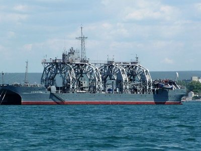 У Севастополі, ймовірно, влучили в одне з найстаріших суден ВМФ РФ “Коммуна”, — OSINT-аналітики