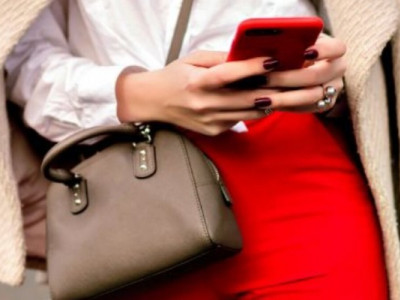 Покладіть в сумку шматочок мила: ось що станеться за кілька днів