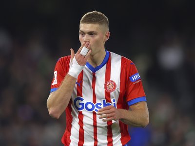 Довбик найближчим часом може покинути Жирону