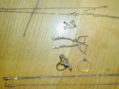 Обікрав рідну сестру: правоохоронці повідомили про підозру 45-річному чоловіку